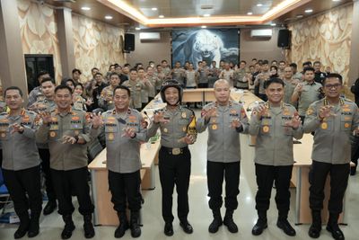 Kapolda Banten Dan Pak Bhabin Hadir Dalam Pelatihan Profesionalitas, dan kreativitas Humas