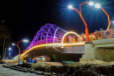 Mau ke Pantai Sinondok? Jangan Lewatkan Wisata Gratis di Jembatan Kelomang, Ikon Unik Pesisir Berau