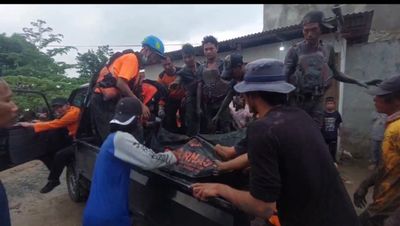 Gelombang Tinggi Kapal Nelayan Terbalik Satu Orang Meninggal Dunia Di Karangantu
