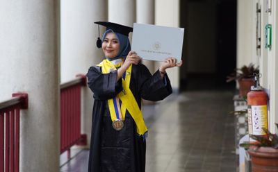 Perjuangan Perempuan Asal Blora, Tria Sofie Lulus S2 UGM di Usia 22 Tahun 6 Bulan