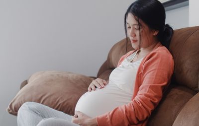 Surrogate Mother: Pengertian, Jenis, Prosedur, dan Status Hukumnya di Indonesia