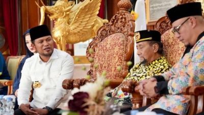 Siapa yang Mengatur? Menelusuri Aturan Protokol di Balik Insiden Kursi Sultan Kukar yang Viral