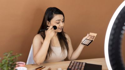 Tips Agar Riasan Natural Tahan Seharian