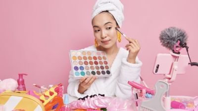 Perubahan Dinamis dalam Tren Makeup dan Implikasinya bagi Industri Kecantikan