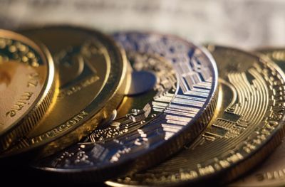 5 Aset Crypto yang Paling Sering Diperdagangkan Sepanjang Tahun 2025