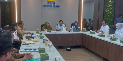Bupati Siak Afni Zulkifli Datangi PLN Pekanbaru, Dorong Percepatan Pemerataan Listrik Hingga Desa Terpencil