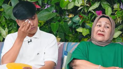 Kisah Emosional Pengasuhan Ressa oleh Tante Denada