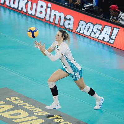 Mengenal Neriman Ozsoy: Eks Timnas Turki yang Jadi Top Skor Proliga 2026 Putri Bersama Jakarta Elektrik PLN Mobile