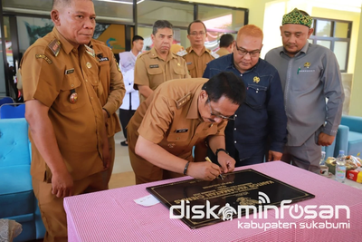 Bupati Sukabumi Resmikan Kantor Kecamatan Ciemas Usai Direhabilitasi