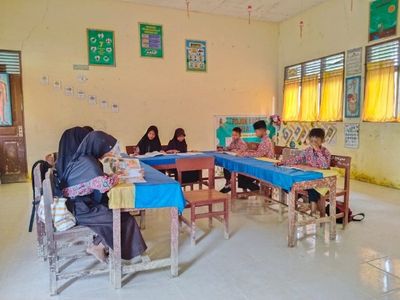 Sekolah di Aceh Tamiang Kembali Aktif, Pemulihan Ngebut Berkat Dana Kebersihan Kemendikdasmen