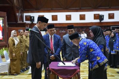 201 Kepsek Dilantik! Sekda Aceh Soroti 56 Ribu Remaja yang Masih Putus Sekolah