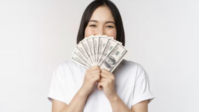 Perjalanan Uang: Dari Barter Menuju Era Digital