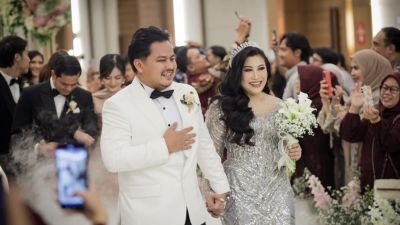 Kehidupan Selebriti: Boiyen Ajukan Gugatan Cerai Setelah Dua Bulan Menikah
