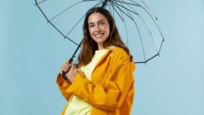 Gaya Fashion Hujan: Nyaman dan Stylish di Cuaca Buruk