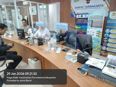 Polantas Menyapa : Sosialisasi Dan Edukasi Peraturan Dibidang Pelayanan Mekanisme Penerbitan STNK