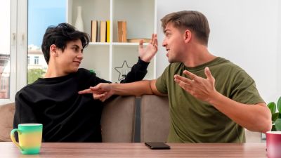 Pengaruh Perbandingan Sosial Terhadap Kesehatan Mental Individu