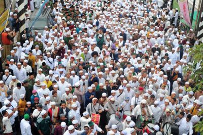 Apa Itu Ziarah Kubro? Tradisi Ziarah Massal Khas Palembang Jelang Ramadhan