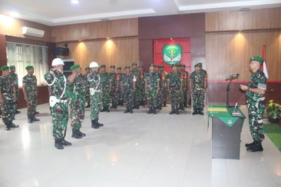 Babinsa Viral Tuding Pedagang Es Kue Berbahan Spons Dapat Hukuman Berat dari TNI
