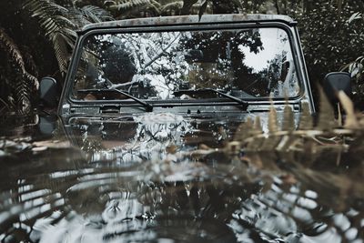 Terlanjur Beli Mobil Bekas Banjir, Apakah Aman Digunakan?