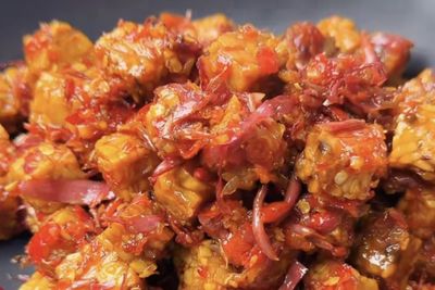 Resep Tempe Goreng Sambal Kecombrang, Pedas Wangi yang Auto Bikin Nagih