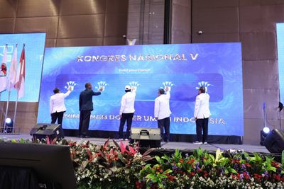 Menko PMK Hadir Dalam Kongres Nasional V Perhimpunan Dokter Umum Indonesia