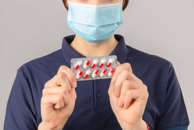 Waspada Konsumsi Antibiotik Sembarangan, Ini 10 Dampaknya bagi Usus