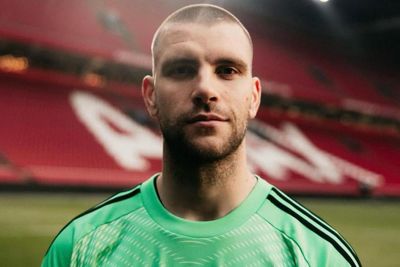 Direktur Olahraga Ajax Ungkap Alasan Klubnya Rekrut Maarten Paes dari FC Dallas