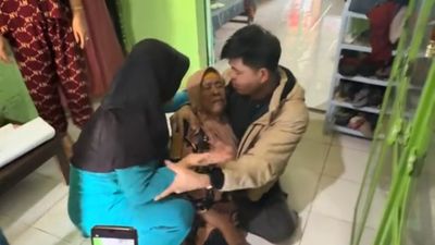 Kisah Pria Pulang dari Korea Tanpa Kabar, Reaksi Sang Ibu Bikin Kaget dan Berujung Pingsan