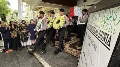 Pemakaman Meriyati Hoegeng: Kehilangan Seorang Sosok Inspiratif