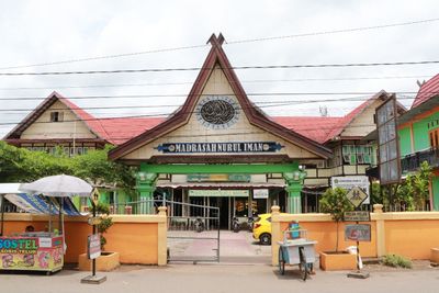 Daftar Pesantren Terbaik di Jambi: Mana yang Cocok untuk Buah Hati Anda?