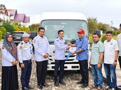 Aceh Jaya Terima Bus Sekolah dari Kemenhub, Aspirasi DPR RI Disalurkan