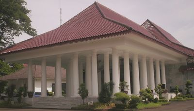 Sejarah Terbentuknya Kabupaten Serang, Banten: Dari Pusat Kesultanan hingga Daerah Otonom Modern