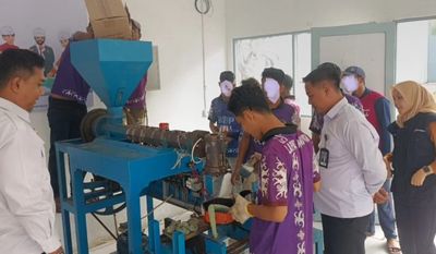 Lapas Nunukan–Pertamina EP Kolaborasi, Limbah Plastik Disulap Jadi Paving Block