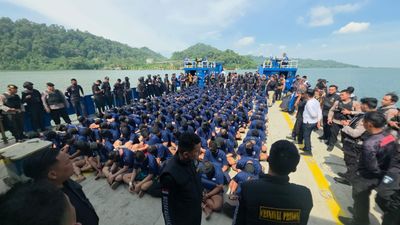 Bersihkan Lapas Dari Peredaran Narkoba, Ratusan Napi Jakarta-Jareng Dipindah ke Nusakambangan