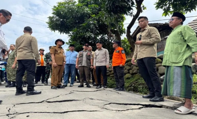 Wapres Gibran dan Gubernur Jateng Pastikan Hunian Tetap untuk Korban Tanah Bergerak di Tegal