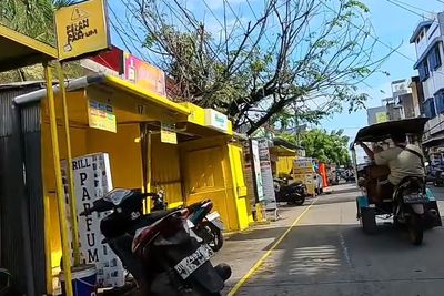 Lapak PKL Mendadak Dicet Kuning Jelang Penertiban, Pemkot Makassar Tegaskan Tetap Dibongkar