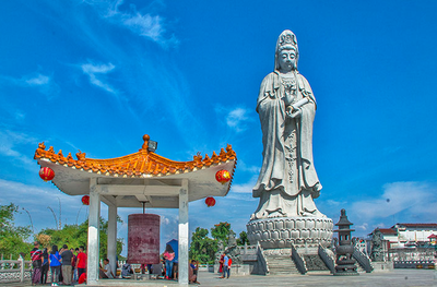 4 Vihara Umat Buddha di Sumatera Utara yang Paling Ramai Saat Imlek
