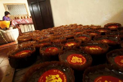 Jelang Imlek: Mengenal Perajin Kue Keranjang Ong Thian Bie di Kota Serang Sejak 1960
