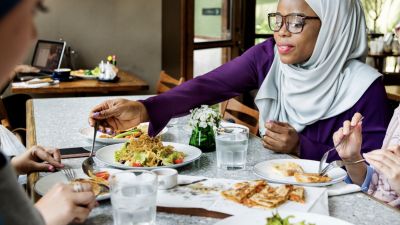 Tips Mempertahankan Kesehatan Selama Puasa Ramadan