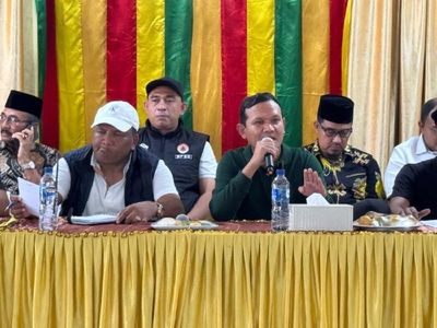 Warga Bireuen Kompak Tolak Huntara, Minta Huntap Langsung