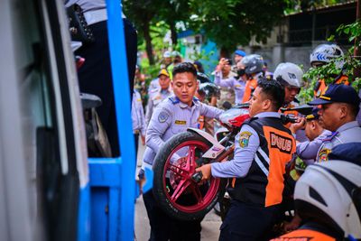 Sebanyak 19 Sepeda Motor di Setiabudi Selatan Diangkut Paksa Petugas Sudinhub Jaksel Gara-Gara Parkir Liar