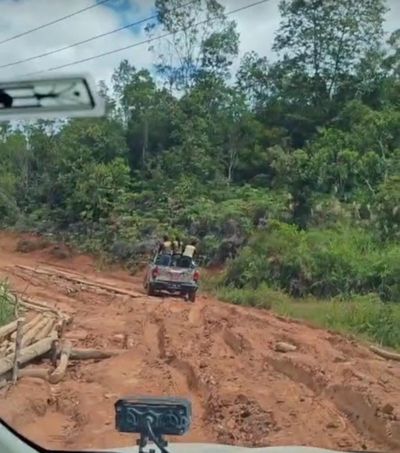 Monitoring Jalan Krayan Timur, Warga Ingatkan DPRD Jangan Hanya Survei
