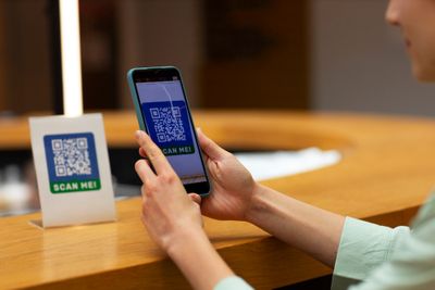 Permudah Transaksi, Ini Solusi Optimalkan Layanan QRIS untuk UMKM