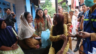 Warga Jatibarang Sambut Pemeriksaan Kesehatan Door To Door