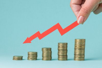 Apa yang Terjadi Saat Inflasi dan Deflasi? Simak Penjelasan Lengkapnya