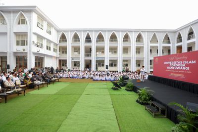 Sukses Gelar Konferensi Internasional, UI Cordoba Banyuwangi Hadirkan Gagasan Pemuda Membangun Peradaban