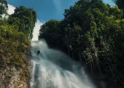Curug Cikumpay Sajira Lebak Spot Foto yang Lagi Hits Di Banten