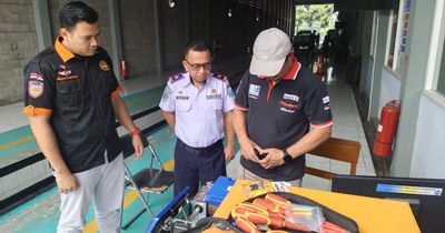 UPT Pengujian Kendaraan Bermotor Dishub Kabupaten Probolinggo Kalibrasi 14 Alat Uji, Pastikan Akurasi dan Tingkatkan Kepercayaan Masyarakat