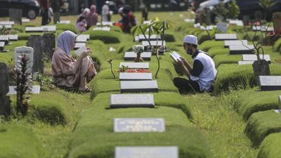 Ziarah Kubur dalam Islam: Bacaan Doa Arab, Latin, Arti dan Makna yang Perlu Dipahami