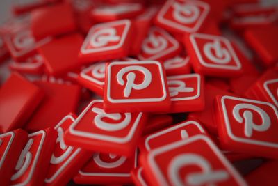 Terpukul Tarif Impor dan Belanja Iklan Turun, Saham Pinterest Anjlok 20%